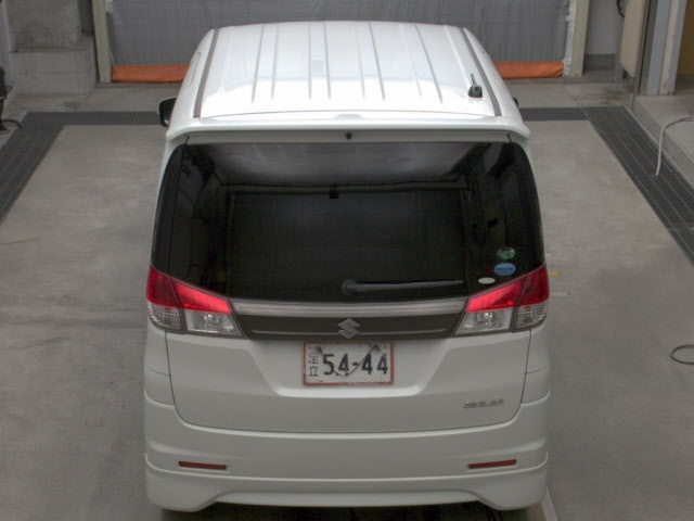 SUZUKI SOLIO 2013