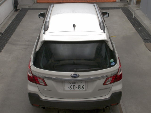SUBARU EXIGA 2015