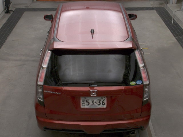 HONDA STREAM 2010