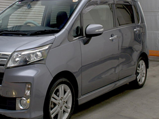 DAIHATSU MOVE 2013