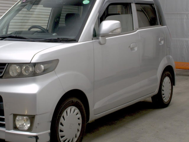 HONDA ZEST 2010