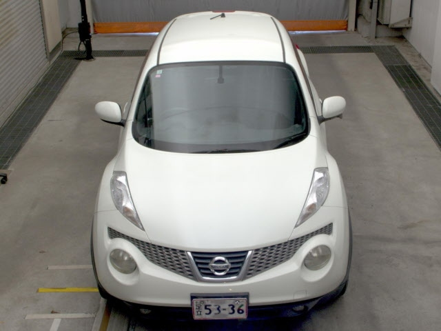 NISSAN JUKE 2011