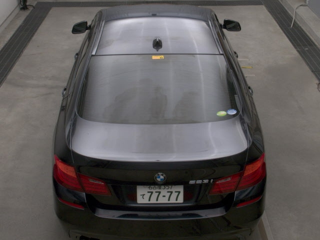 BMW 5 SERIES 2010