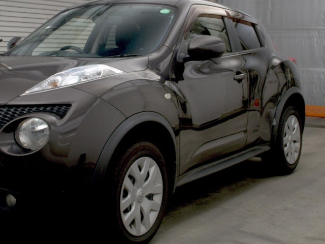 NISSAN JUKE 2012