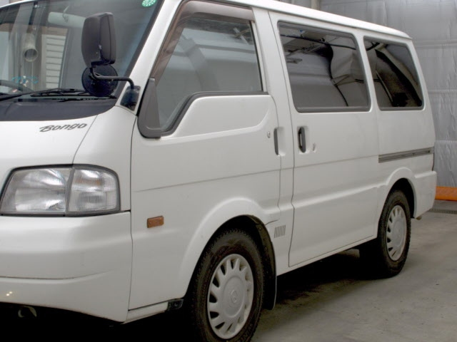 MAZDA BONGO VAN 2018