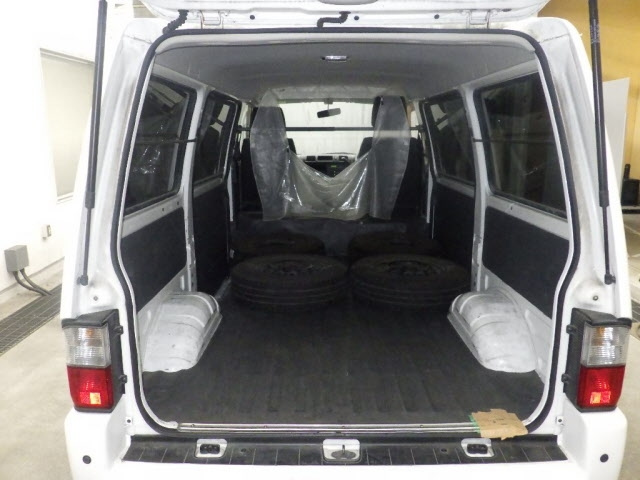 MAZDA BONGO VAN 2018