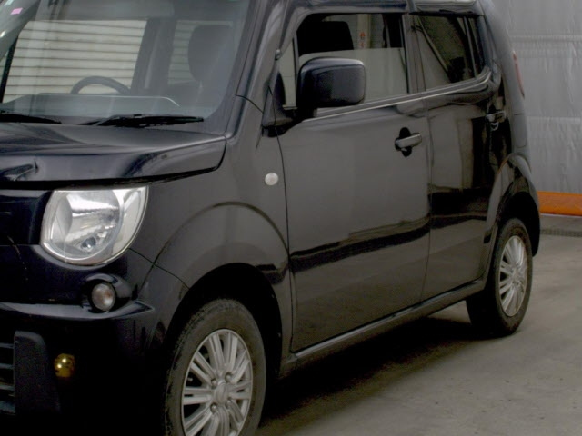 SUZUKI MRWAGON 2015