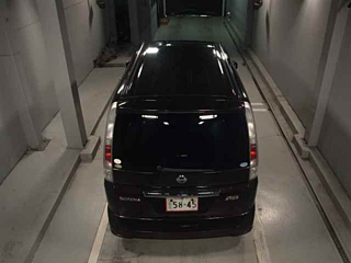 NISSAN SERENA 2010