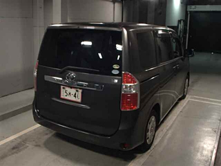 TOYOTA NOAH 2008