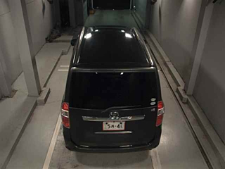 TOYOTA NOAH 2008