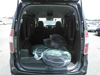 TOYOTA NOAH 2008