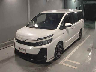 TOYOTA VOXY 2016
