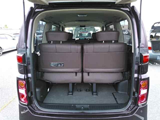 NISSAN ELGRAND 2009