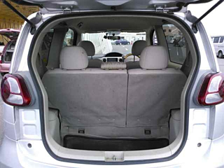 TOYOTA PORTE 2010