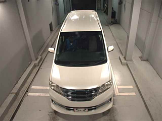 NISSAN SERENA 2013