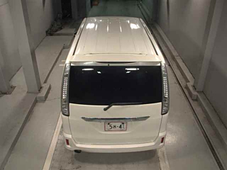 NISSAN SERENA 2013