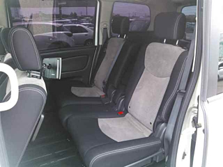 NISSAN SERENA 2013