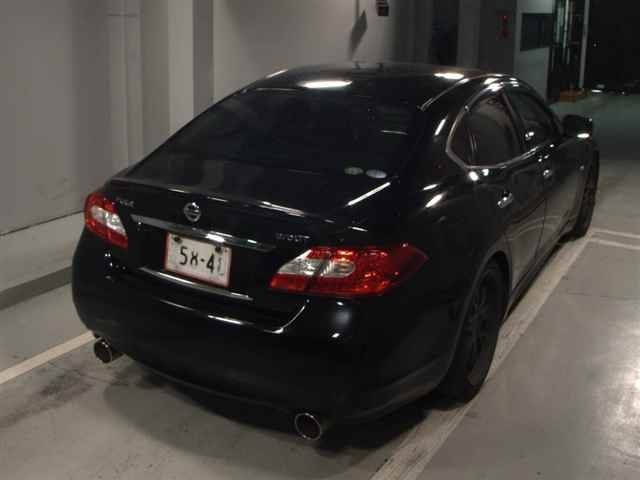 NISSAN FUGA 2010