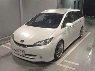 TOYOTA WISH 2010