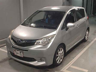 SUBARU TREZIA 2011