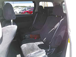 TOYOTA ALPHARD 2010