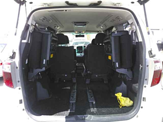 TOYOTA ALPHARD 2010
