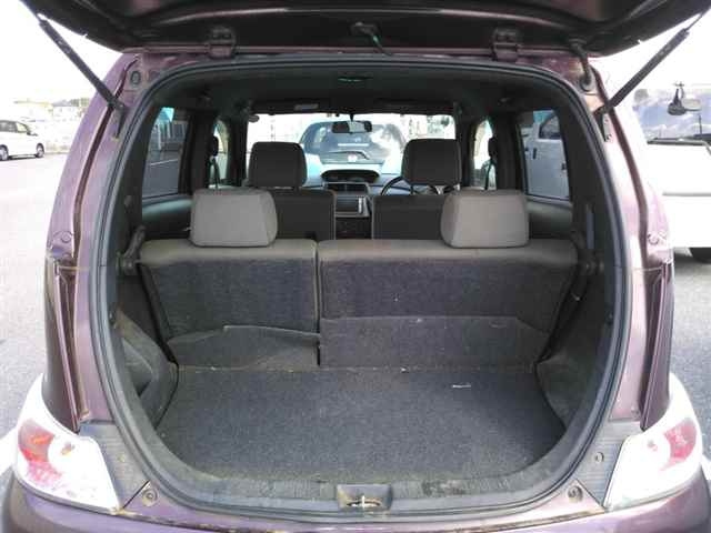 TOYOTA BB 2009