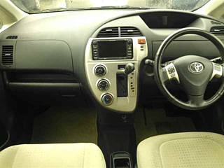 TOYOTA RACTIS 2009