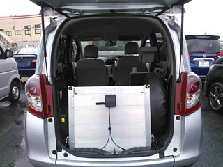 TOYOTA RACTIS 2009