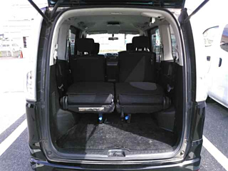 NISSAN SERENA 2012