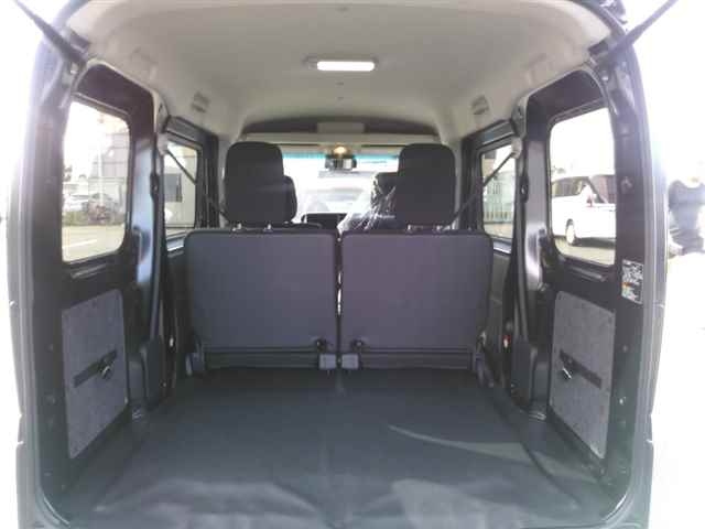 DAIHATSU HIJET VAN 2024