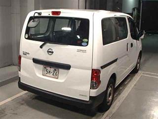 NISSAN NV200 2020