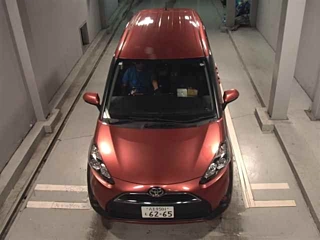 TOYOTA SIENTA 2017