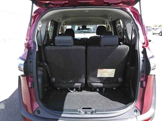 TOYOTA SIENTA 2017