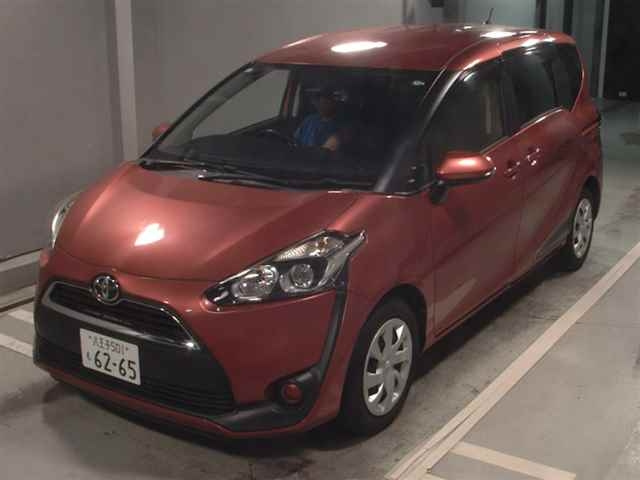 TOYOTA SIENTA 2017