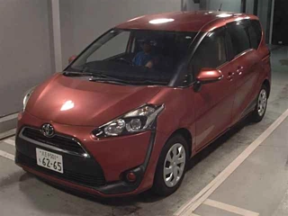 TOYOTA SIENTA 2017