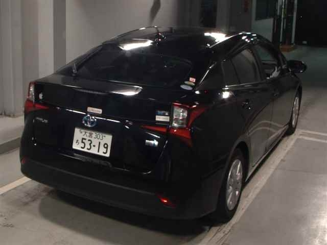 TOYOTA PRIUS 2021