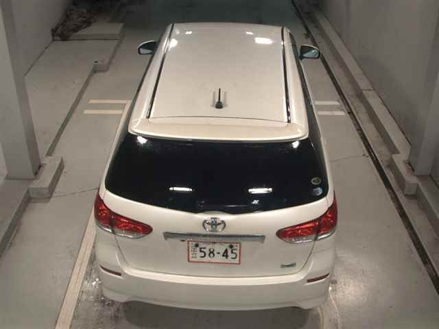TOYOTA WISH 2009