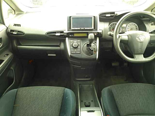 TOYOTA WISH 2009