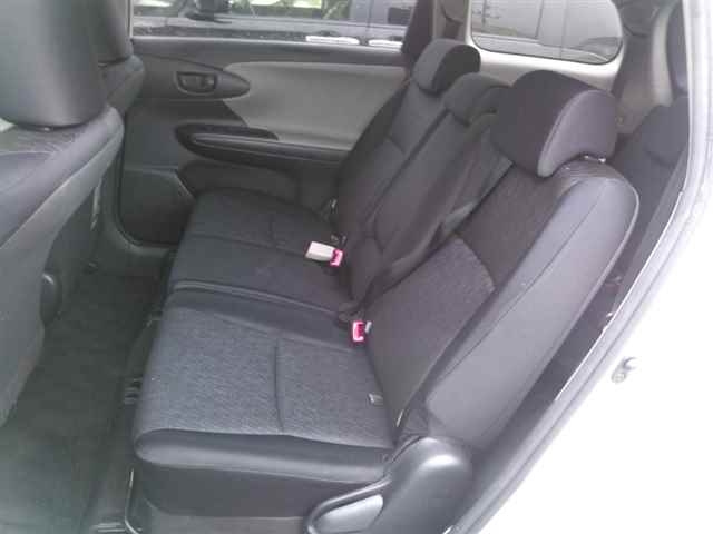 TOYOTA WISH 2009