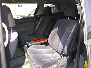 TOYOTA ESTIMA 2011