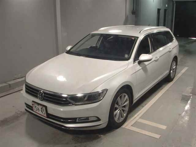 VOLKSWAGEN PASSAT 2020