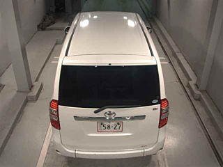 TOYOTA NOAH 2012
