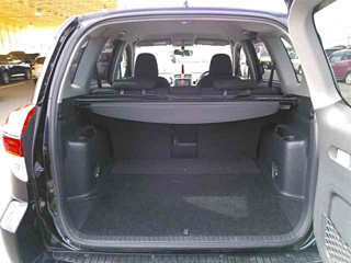 TOYOTA VANGUARD 2010