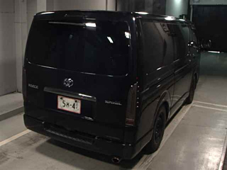 TOYOTA HIACE VAN 2017
