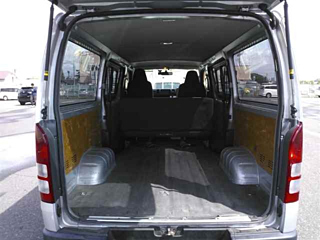 TOYOTA HIACE VAN 2017