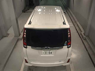 TOYOTA NOAH 2014