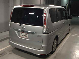 NISSAN SERENA 2011
