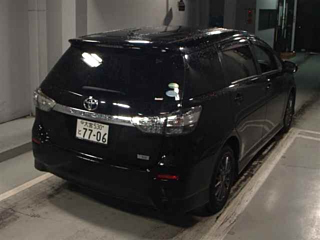 TOYOTA WISH 2013