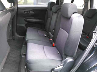TOYOTA WISH 2013